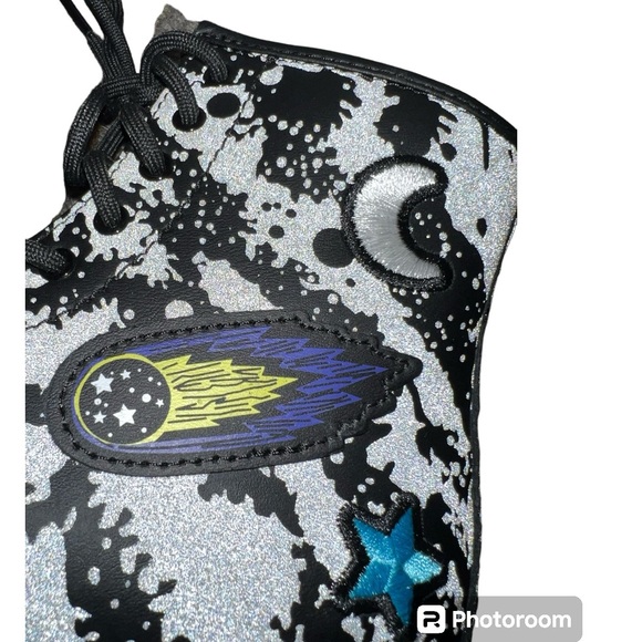 Dr Marten’s kids’ Junior 1460 Space Hydro Leather boots US 2 UK 1 EU 33 NEWl - Picture 2 of 7